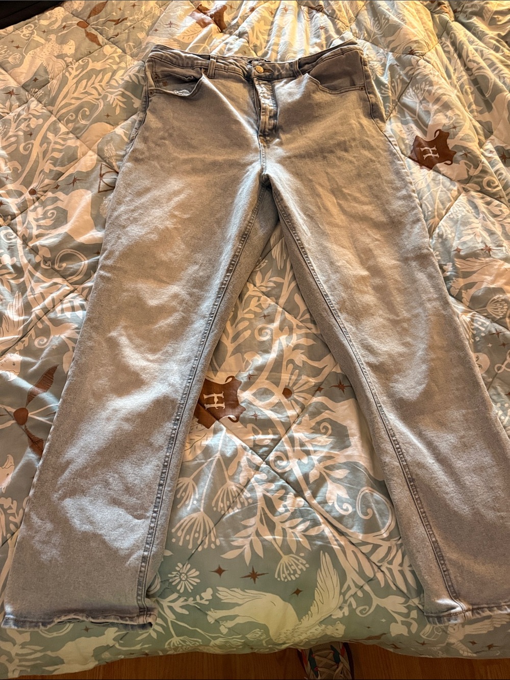 Frye Light Gray Cropped Jeans